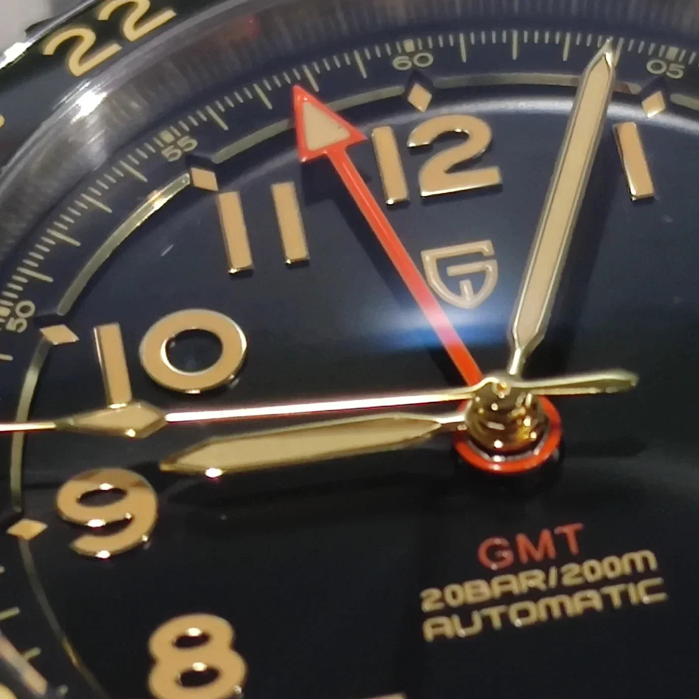 PAGANI DESIGN PD-1784 文字盤の拡大 GMT 20BAR/200m AUTOMATIC 表記