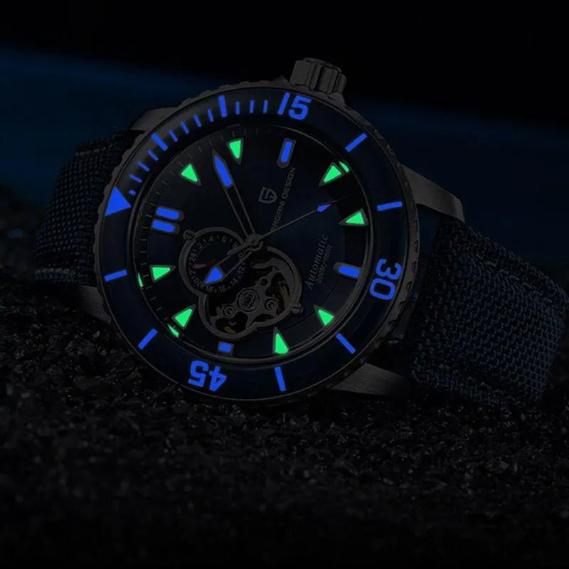 パガーニデザイン PD-1674 ブラック 夜光の発光イメージ